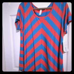 Lularoe NWT Classic Tee XL